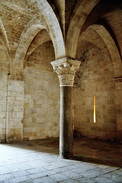 apulien_10_bari.jpg - Innenansicht der Festung von Bari