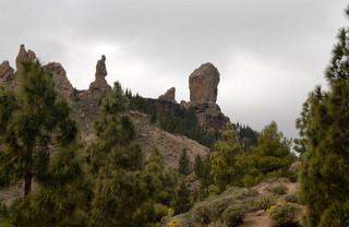 Blick auf den Roque Nublo und den M�nch