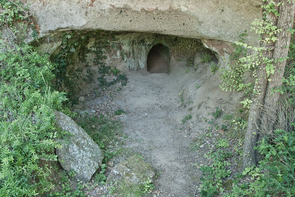 024-MSG_20120614110637__ND21372.jpg - Etrusker Nekropole bei Norchia