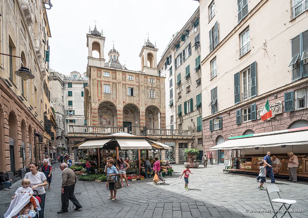 31363-MSG_20140704122747_ND8_9479.JPG - Urbanes Leben in Genua