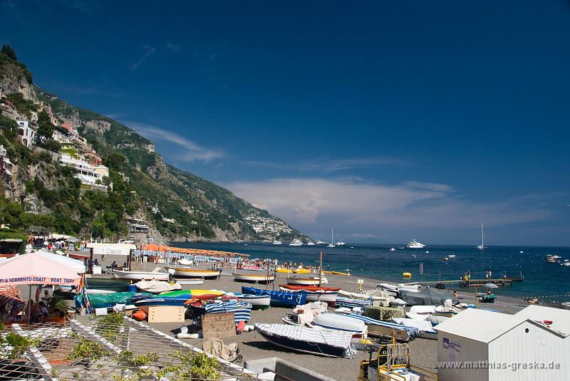 MSG_20100608154643__ND27211.jpg - Strandleben in Positano