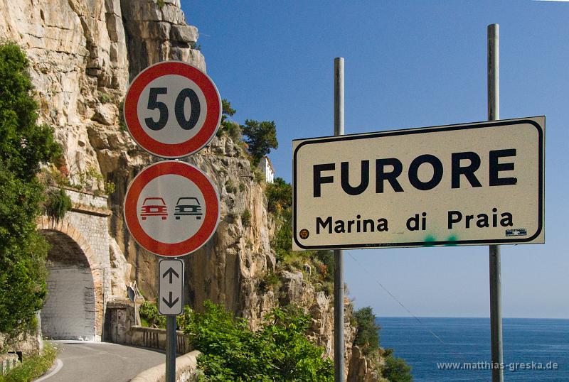 MSG_20100617164105__ND28749.jpg - Aufsehenerregendes an der Amalfitana